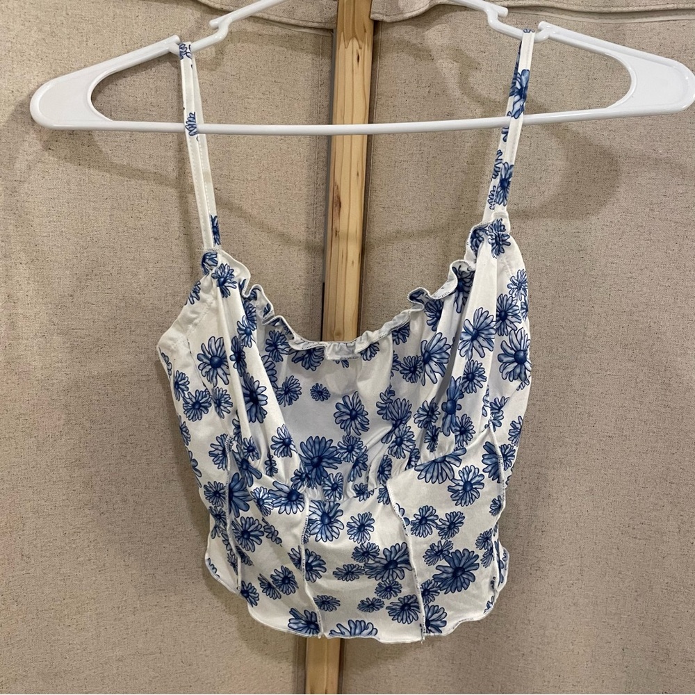 SHEIN Women’s Spaghetti Strap Crop Top